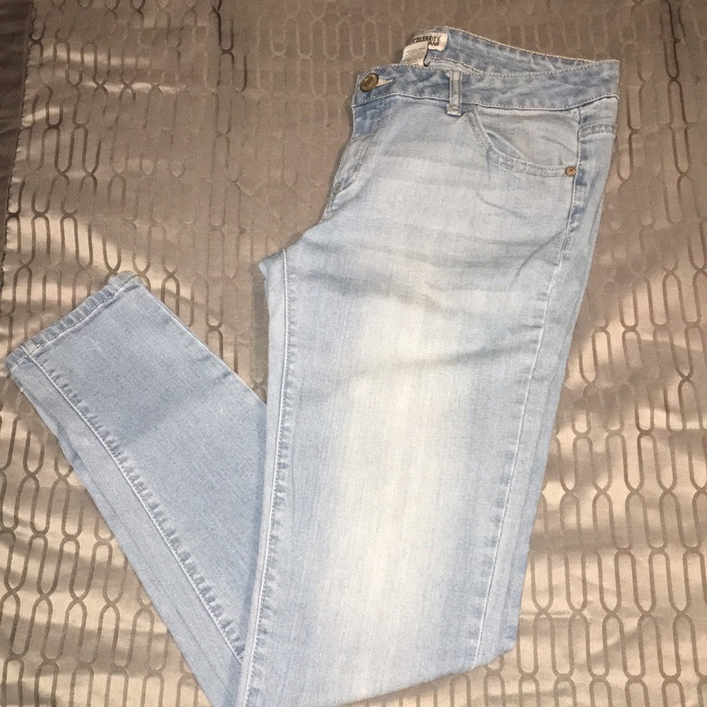 NWOT Skinny Jeans